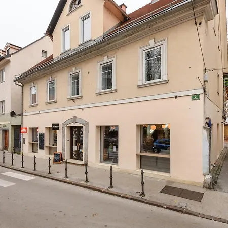 Royal Rooms*** Любляна