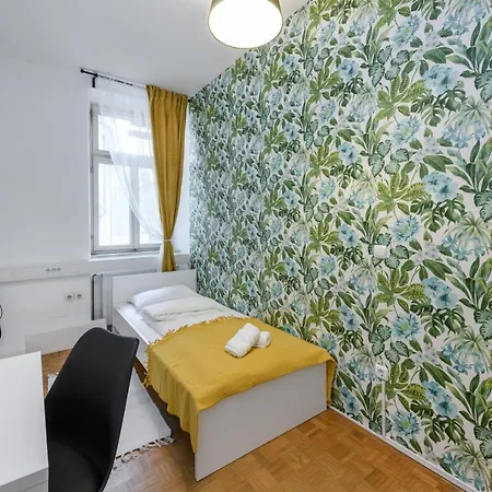 Hostal Royal Rooms*** Liubliana