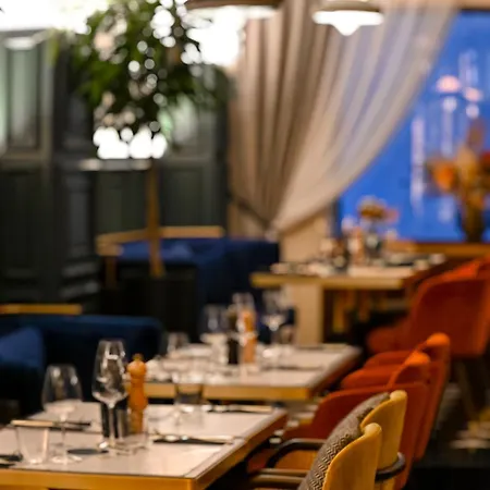 Hostal Royal Rooms***