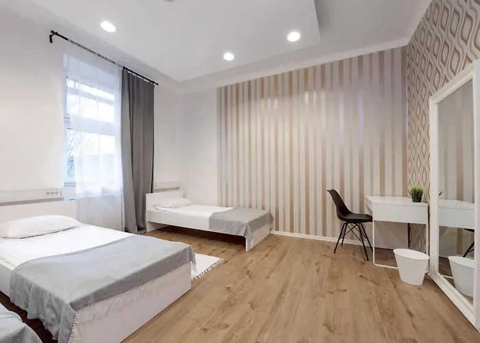 Royal Rooms*** بيت شباب *