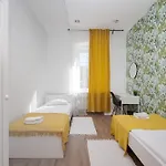 Хостел Royal Rooms*** *